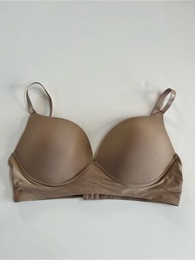 Strm Line Everyday Smooth Molded Underwire Bra in Tan Brown, size 38C